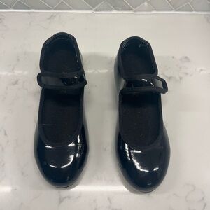 Capezio Black Patent Leather Dress Shoes